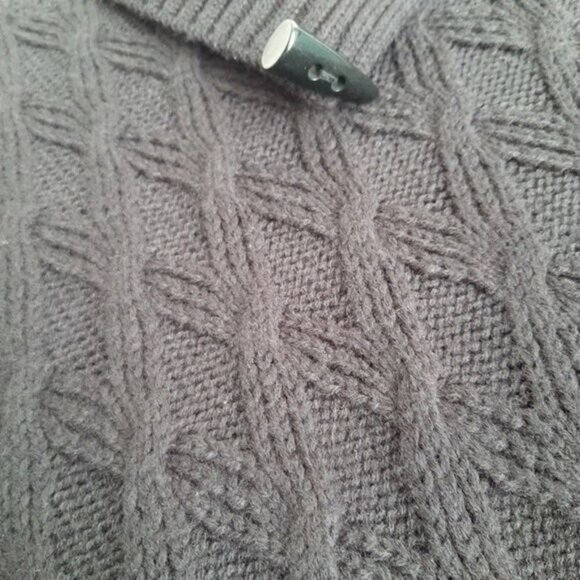 FRAAS Chunky Knit Poncho Black Toggle Buttons Sz O/S - Picture 4 of 11